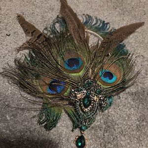 Elegant Peacock Feather Hair Clip